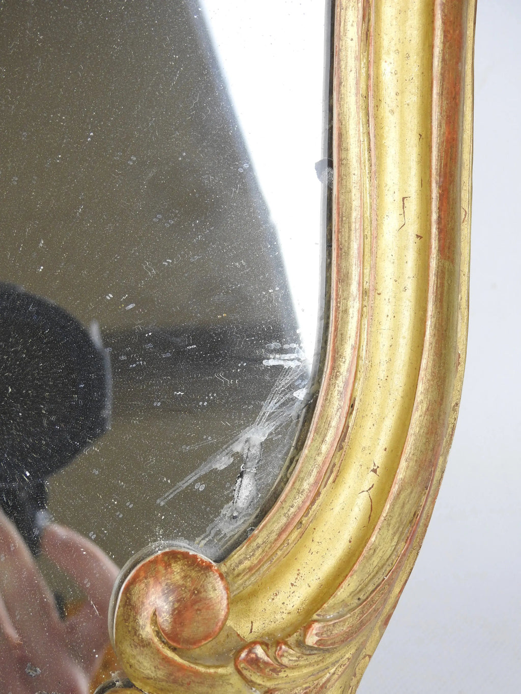 Miroir Louis XV Bois Sculpté Stuc Doré XIXème Siècle, Hauteur 50 cm-{{shop name}}