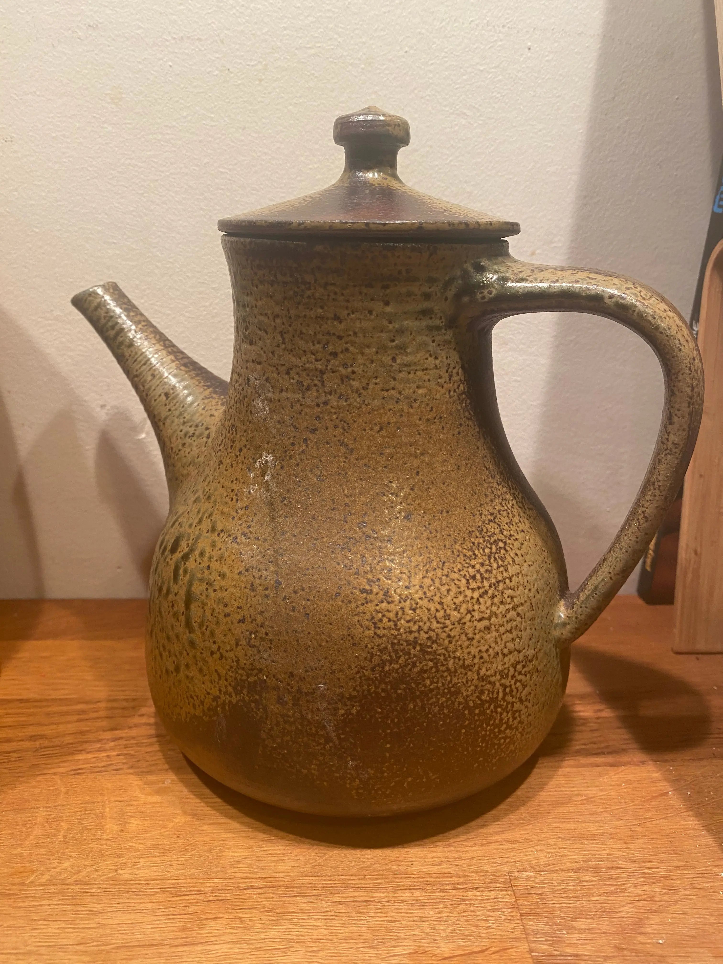 Céramique vintage signée, grès émaillé, milieu XX siècle, service à café et mazagrans