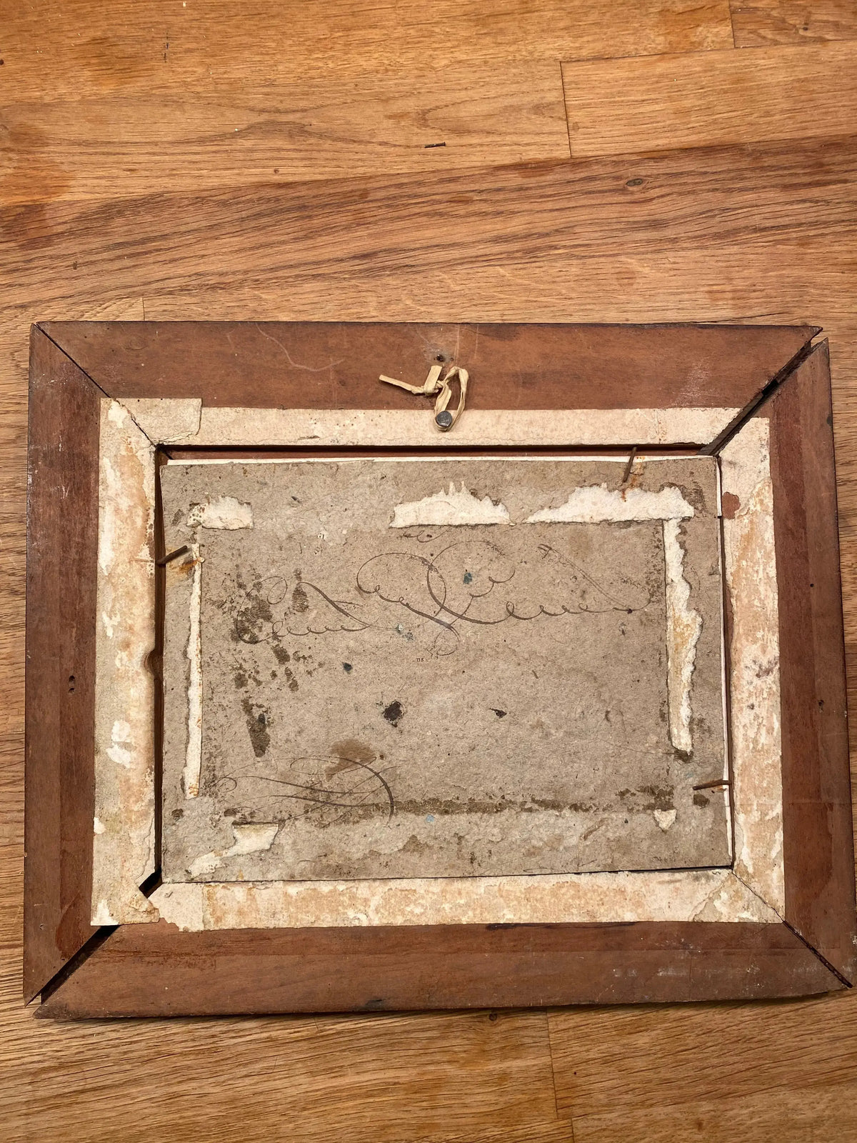 Gravure signée du XIXème siècle, encadrée, sous verre. Château de St Point en Soane et Loire. Antiquités de France