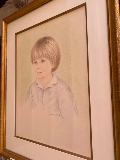 Portrait ancien signé Mestrallet, pastel des années 80, encadré sous verre, pièce unique Antiquités de France