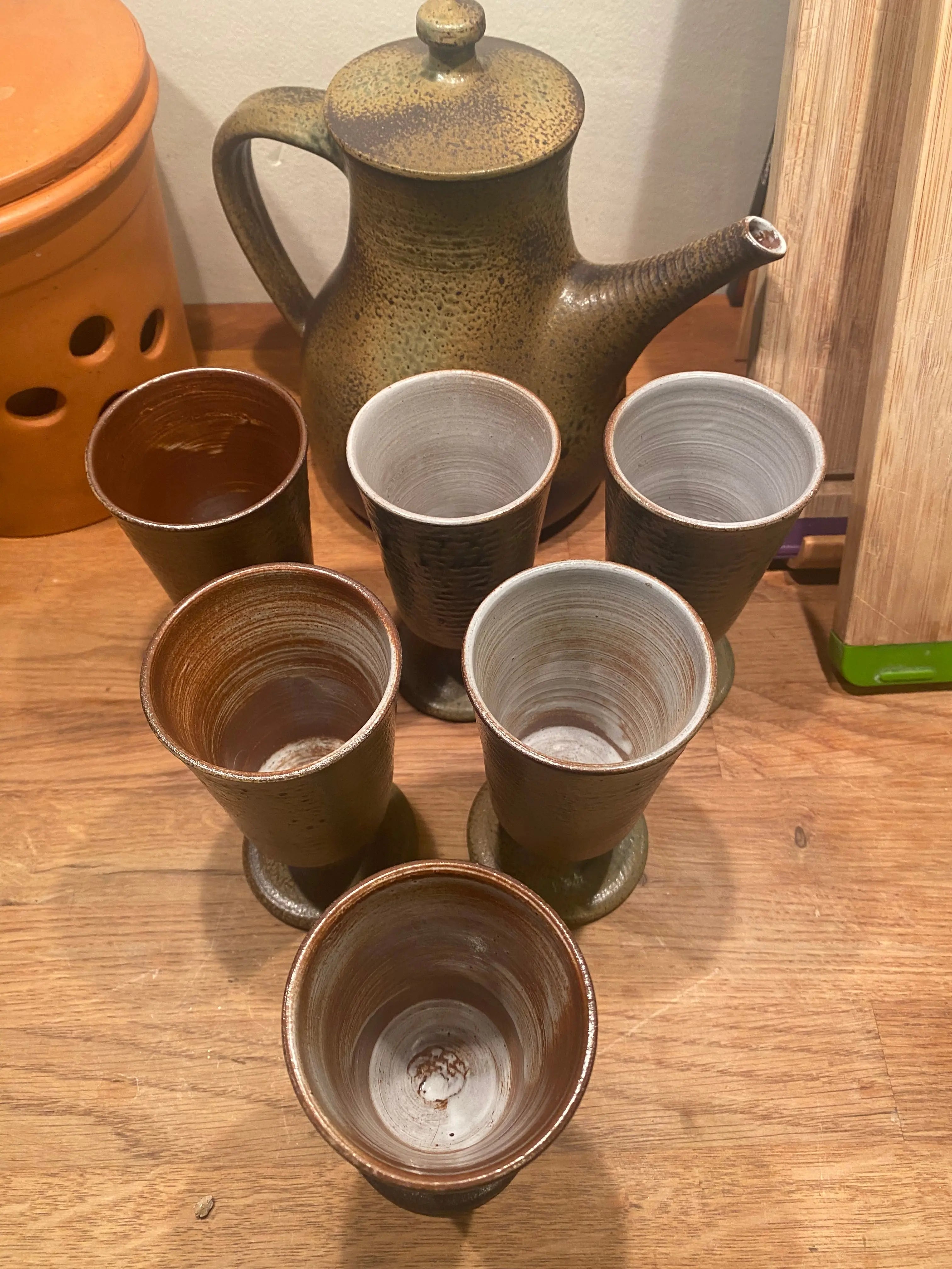 Céramique vintage signée, grès émaillé, milieu XX siècle, service à café et mazagrans Antiquités de France