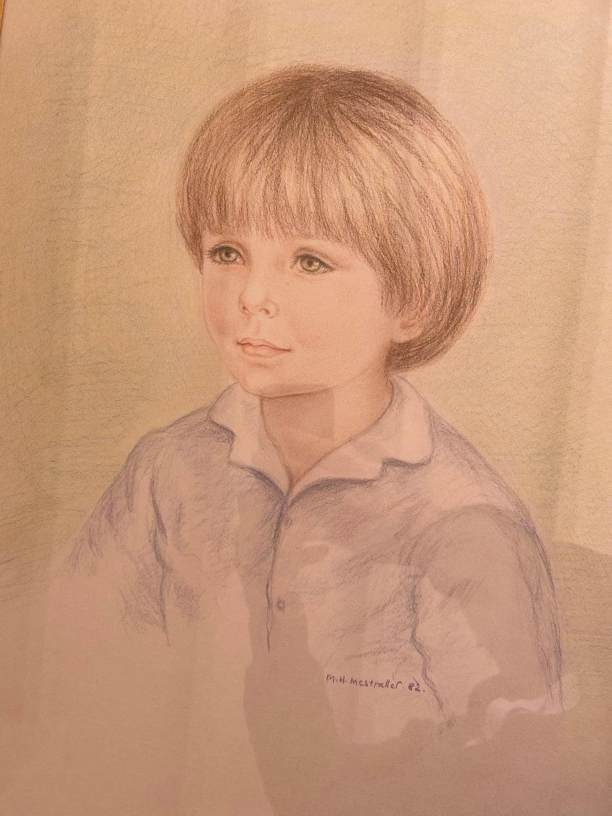 Portrait ancien signé Mestrallet, pastel des années 80, encadré sous verre, pièce unique Antiquités de France