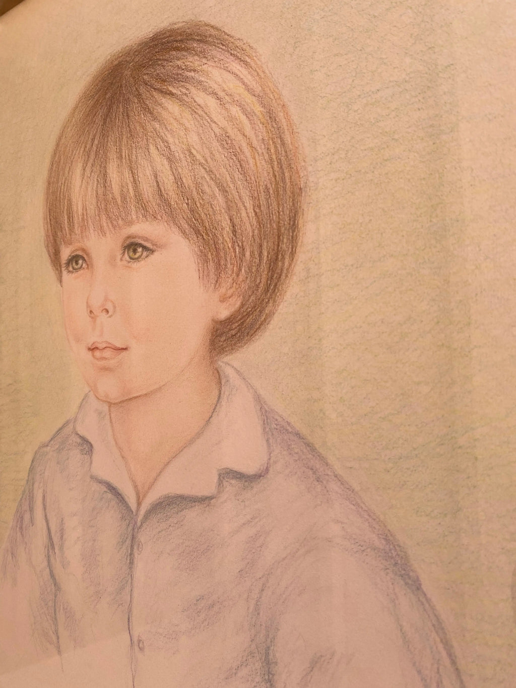 Portrait ancien signé Mestrallet, pastel des années 80, encadré sous verre, pièce unique Antiquités de France