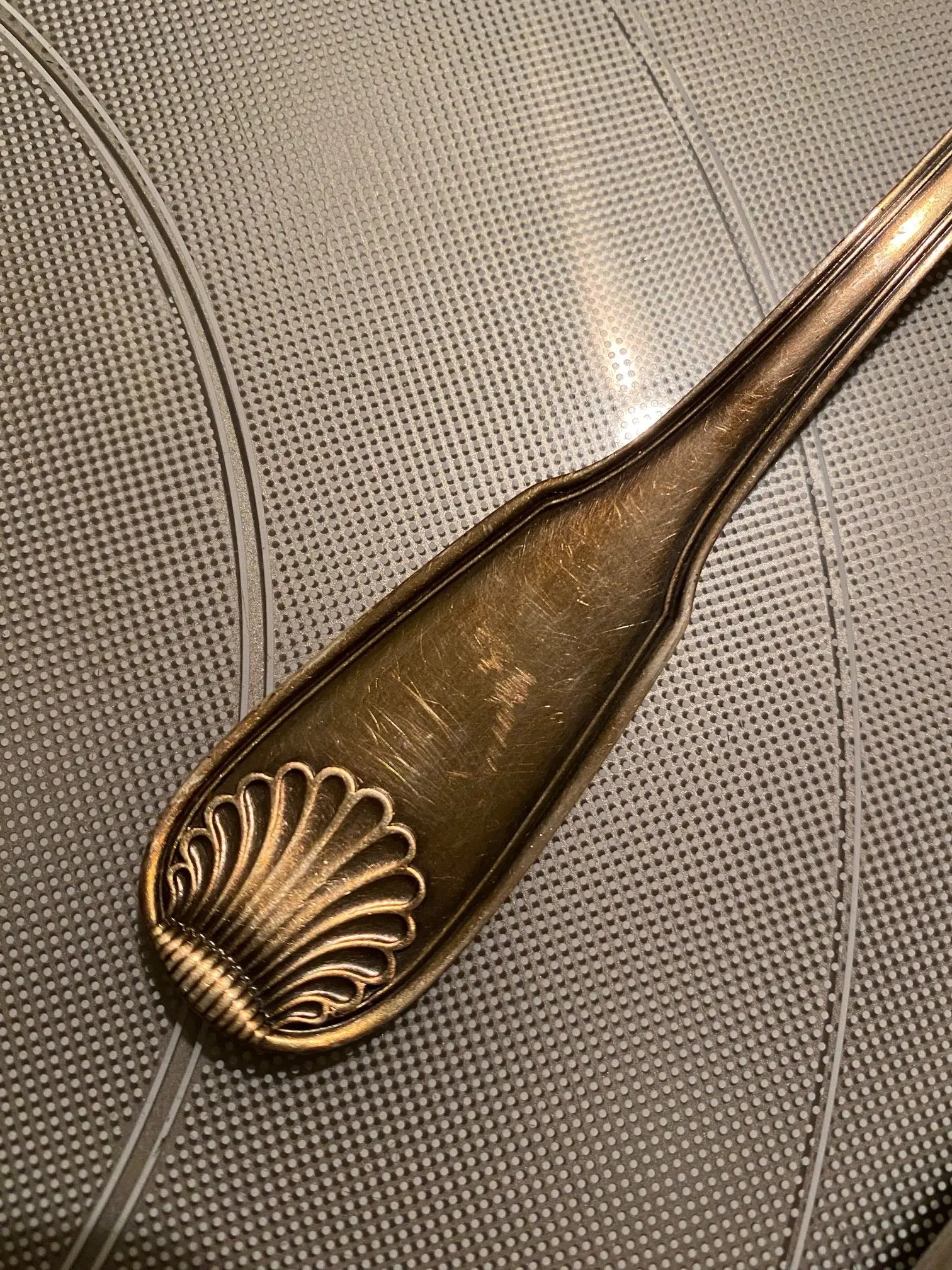 Orfèvrerie Argental époque art déco, FOURCHETTE ET COUTEAU, métal argenté, LAME INOX. Antiquités de France