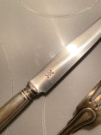 Orfèvrerie Argental époque art déco, FOURCHETTE ET COUTEAU, métal argenté, LAME INOX. Antiquités de France