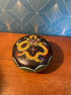 Boîte cloisonnée Chine ancienne Qing XIXe sur socle bois, décor raffiné et fin-{{shop name}}