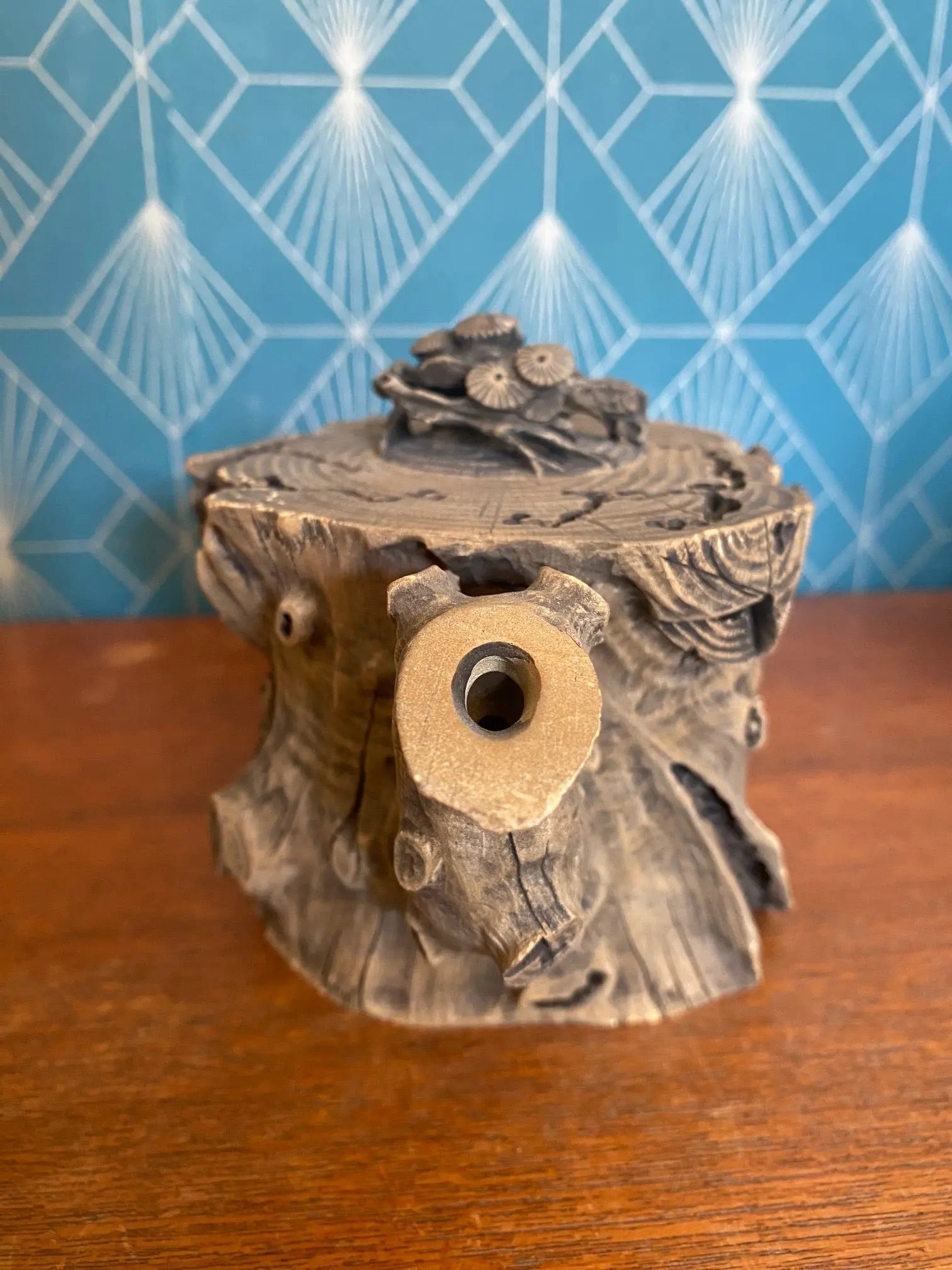 Théière chinoise ancienne, grès de Yixing, à décor naturel d'un tronc d'arbre. Antiquités de France