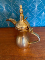 Cafetière orientale Dallah – cuivre ou laiton, symbole arabe gravé, 15 cm, vintage-{{shop name}}
