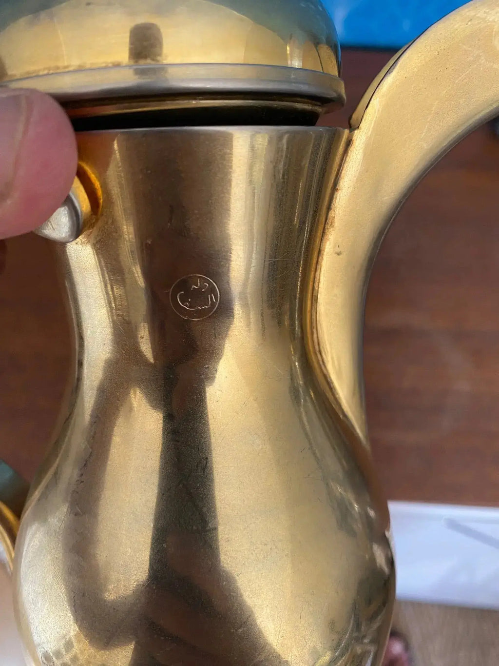 Cafetière orientale Dallah – cuivre ou laiton, symbole arabe gravé, 15 cm, vintage-{{shop name}}