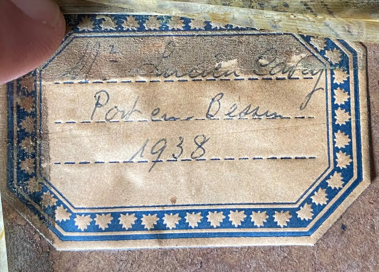 Tableau ancien signé André Dudouit, superbe aquarelle au décor de la Normandie, cabane de pêcheur. 1938 Antiquités de France