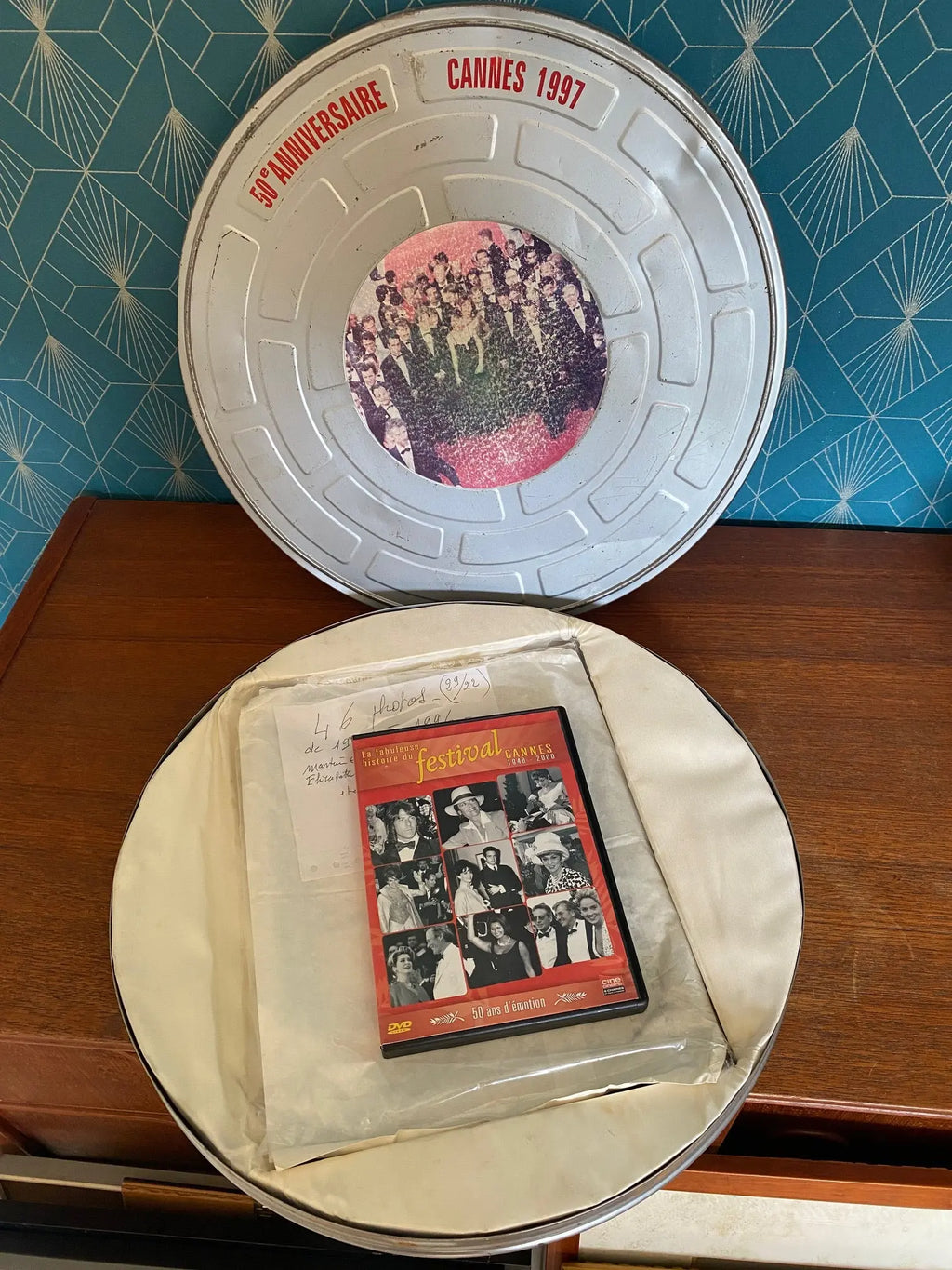 Coffret 50e anniversaire Festival de Cannes – livret, DVD + 49 photos-{{shop name}}