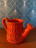 Petite verseuse vintage, en terre cuite émaillée, école Italienne Romacréa, 1960, en forme d'arrosoir. Antiquités de France