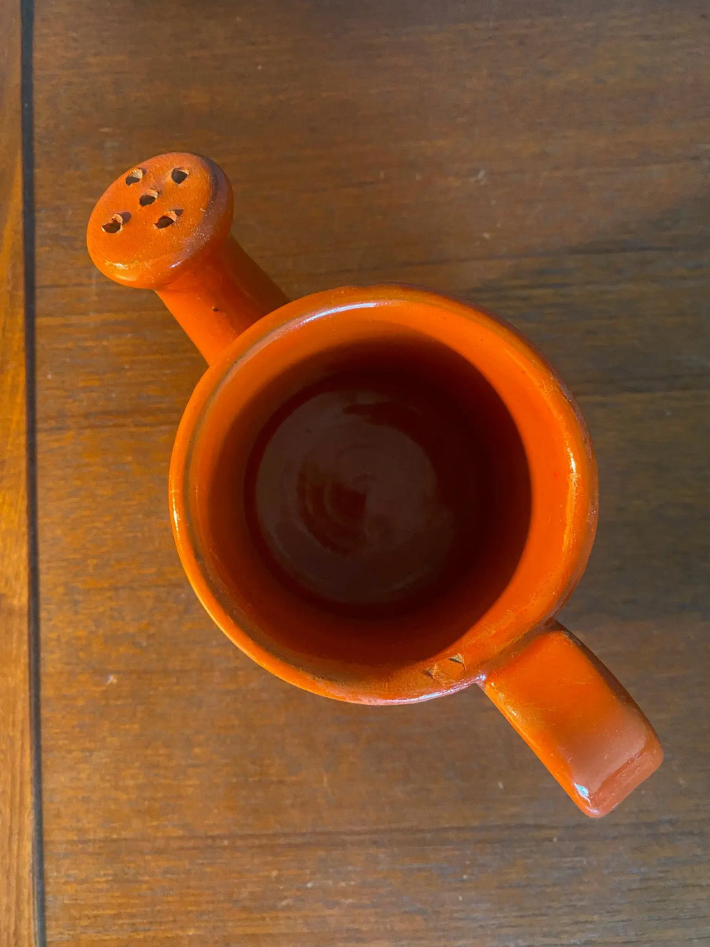 Petite verseuse vintage, en terre cuite émaillée, école Italienne Romacréa, 1960, en forme d'arrosoir. Antiquités de France