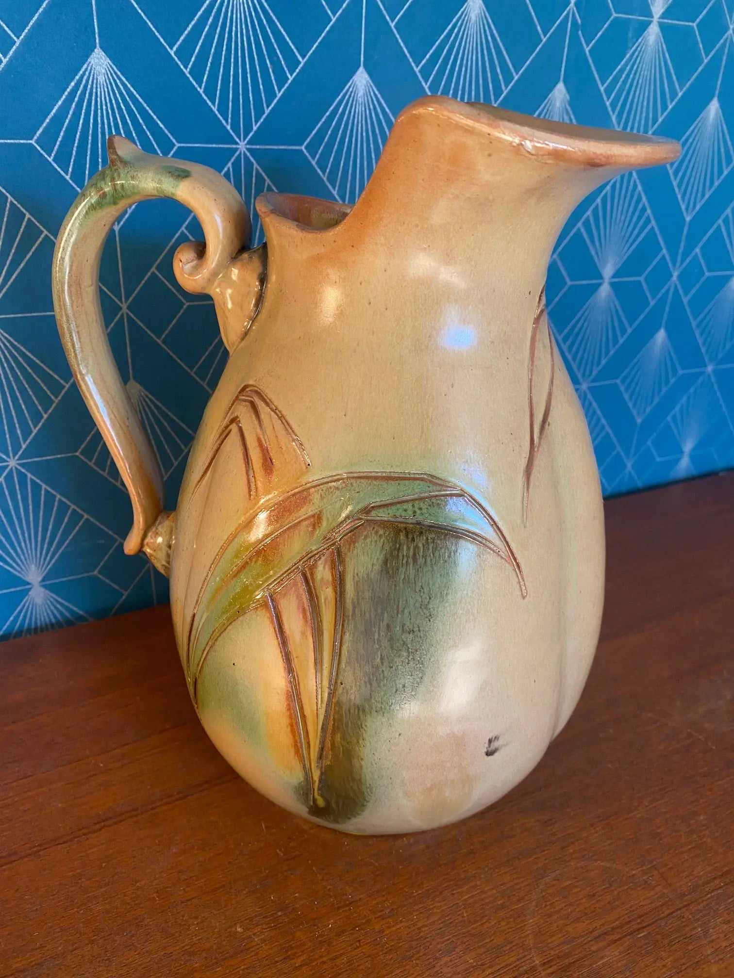 Grand pichet ancien en terre cuite, école Italienne Romacréa des années 50. Antiquités de France