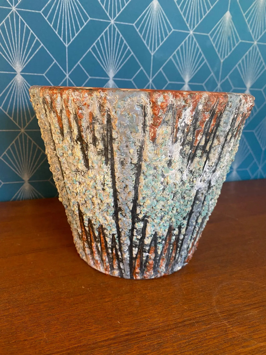 Ancien cache pot en terre cuite émaillée, école Italienne Romacréa, 1950.-{{shop name}}