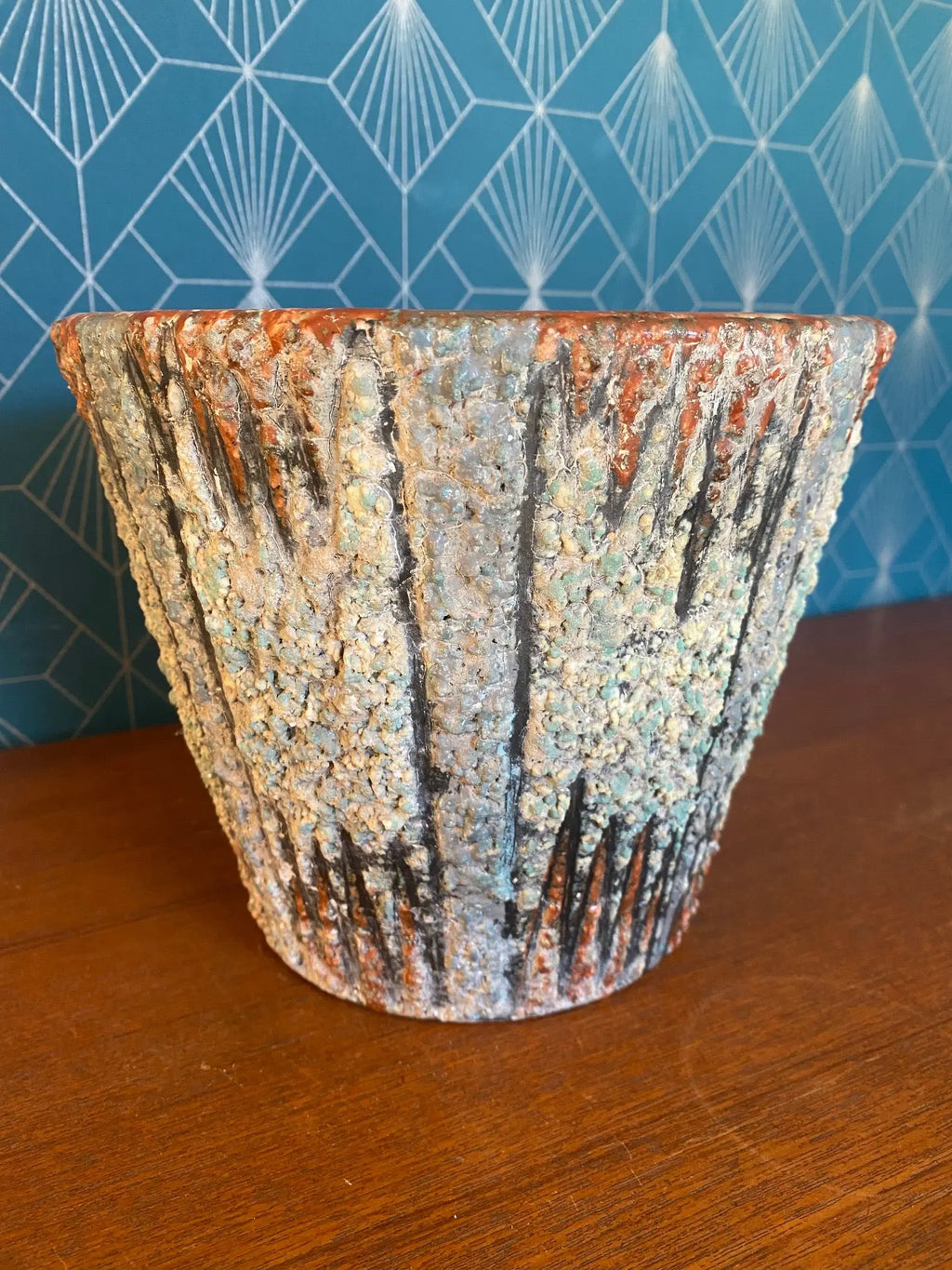 Ancien cache pot en terre cuite émaillée, école Italienne Romacréa, 1950.-{{shop name}}