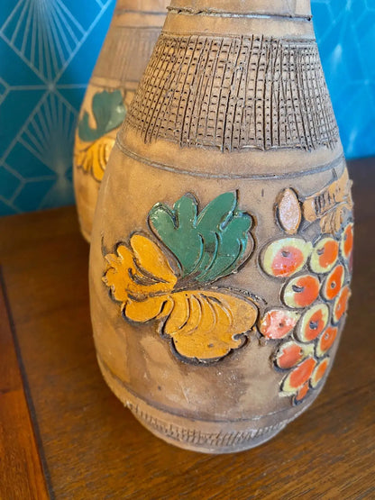 Anciens vases en terre cuite émaillée, école Italienne Romacréa, 1950. Forme bouteille. Antiquités de France