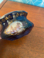 Encrier époque XIXème, en porcelaine blanche. Paris. Antiquités de France