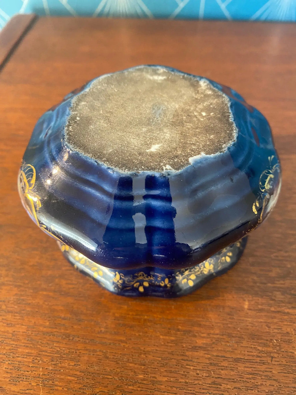 Encrier époque XIXème, en porcelaine blanche. Paris. Antiquités de France