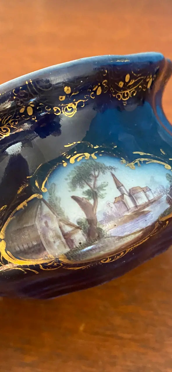 Encrier époque XIXème, en porcelaine blanche. Paris. Antiquités de France