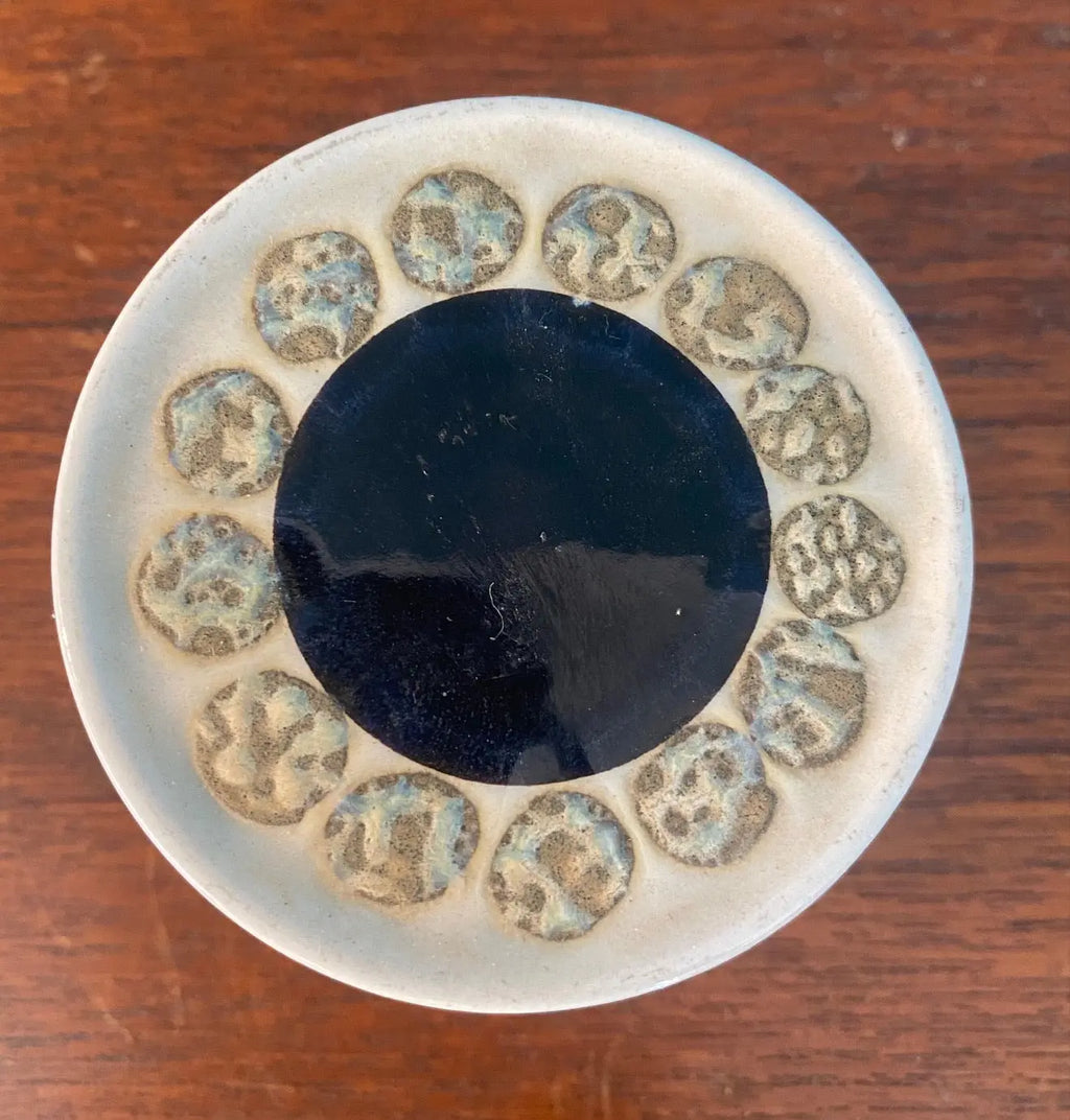 Royal Copenhagen, boîte à pilules en porcelaine blanche. Numérotée. Antiquités de France