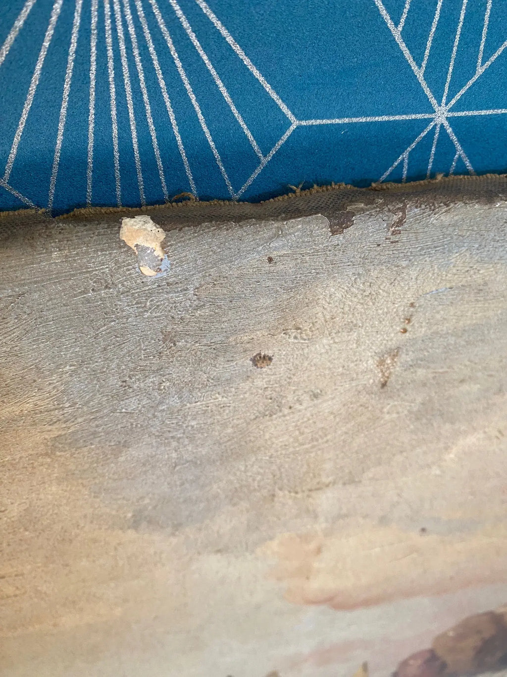 Huile sur toile, Bretagne, tableau signé, plage, mer. Datée de 1947. Prévoir quelques petites restaurations. Antiquités de France