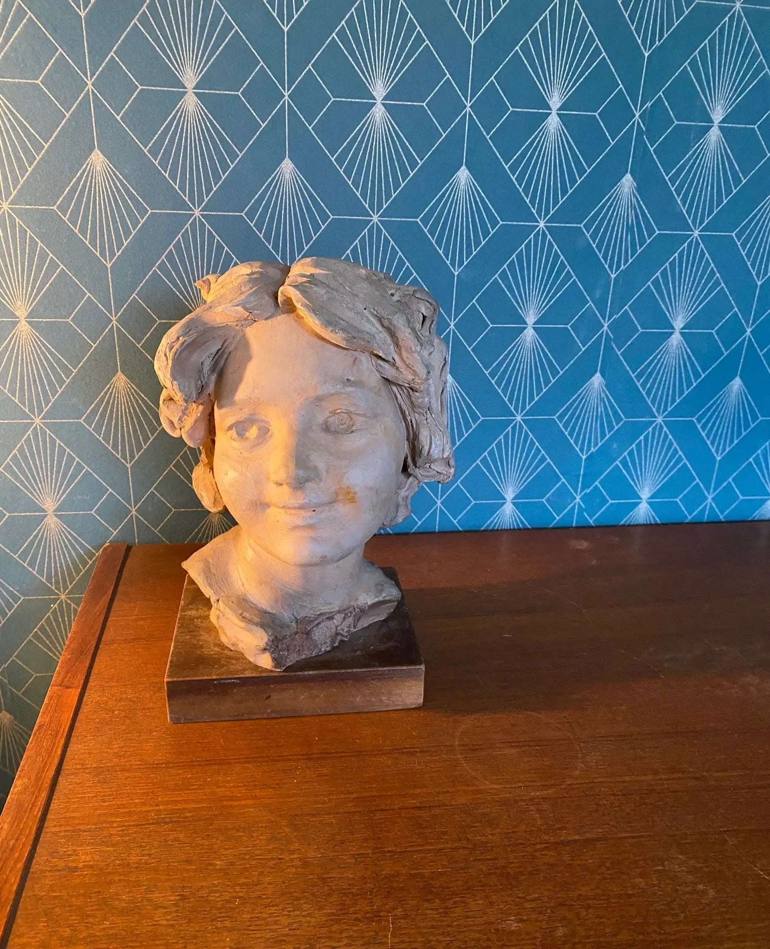 Buste en terre cuite XIXème. Etude d'un visage d'enfant attribué à Carpeaux. Antiquités de France