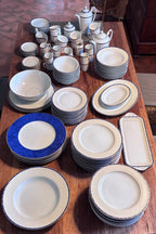 Service de table Guy Degrenne en porcelaine de Limoges complet et Jamais servi Antiquités de France