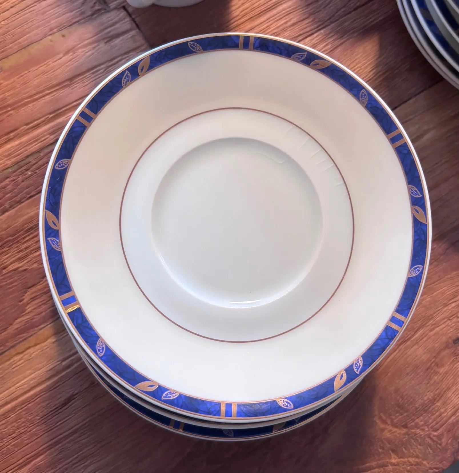 Service de table Guy Degrenne en porcelaine de Limoges complet et Jamais servi Antiquités de France