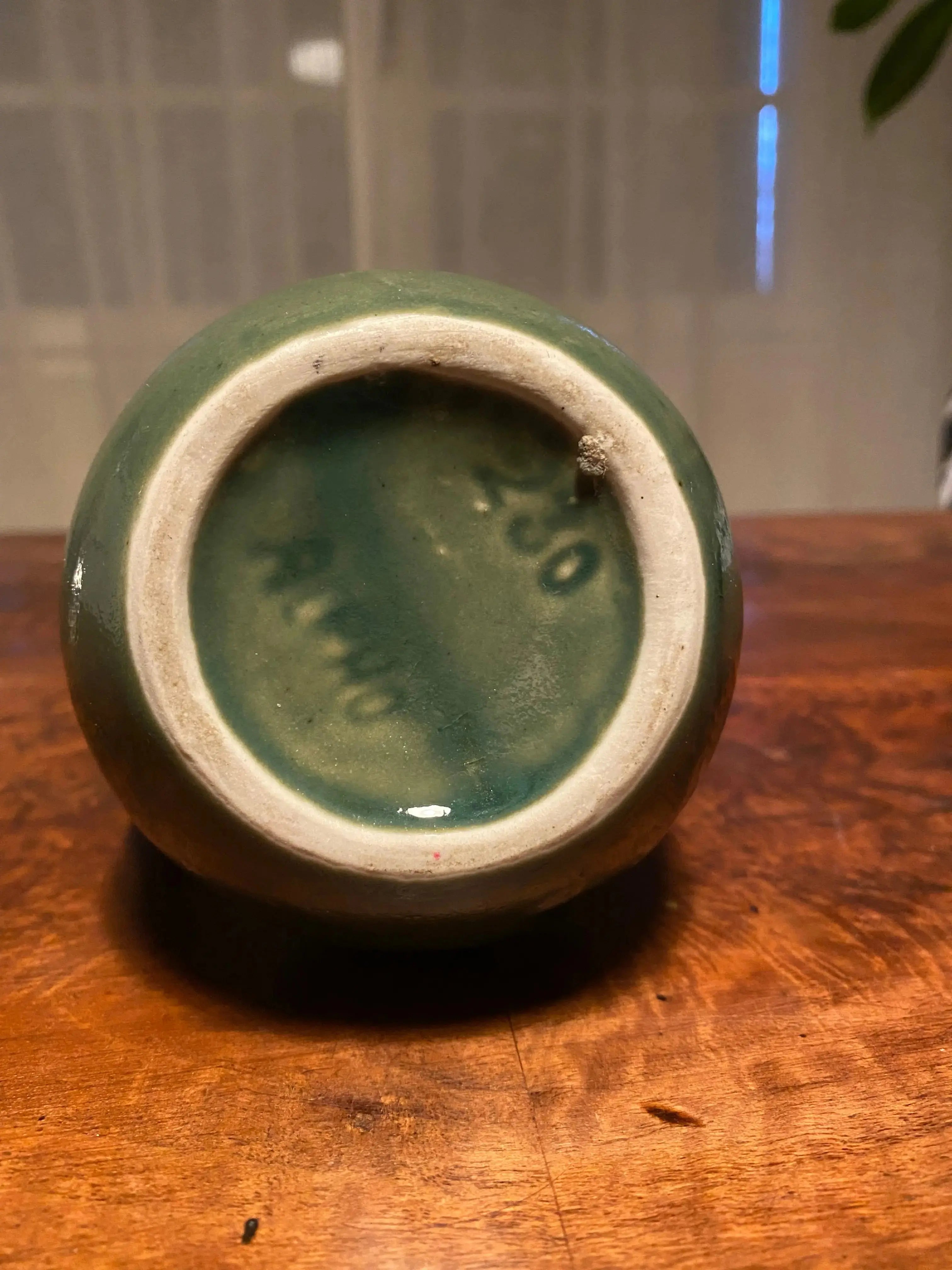 Vase ancien signé Alpho , soliflore en céramique , au décor marmoréen. Art déco.-{{shop name}}