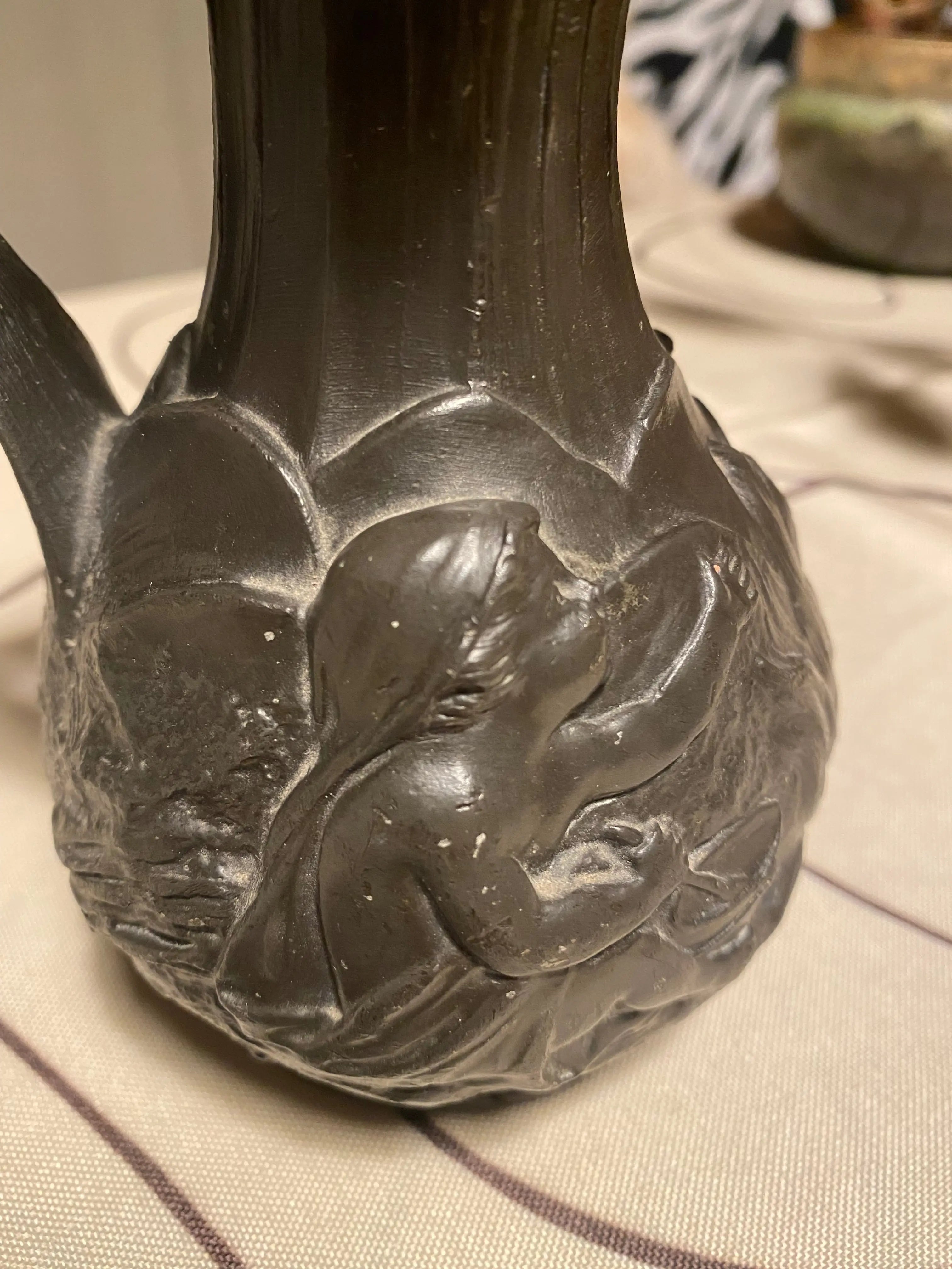 Pichet ancien signé, Charles Théodore Perron , années 1900, Pichet Art Nouveau en étain. Antiquités de France