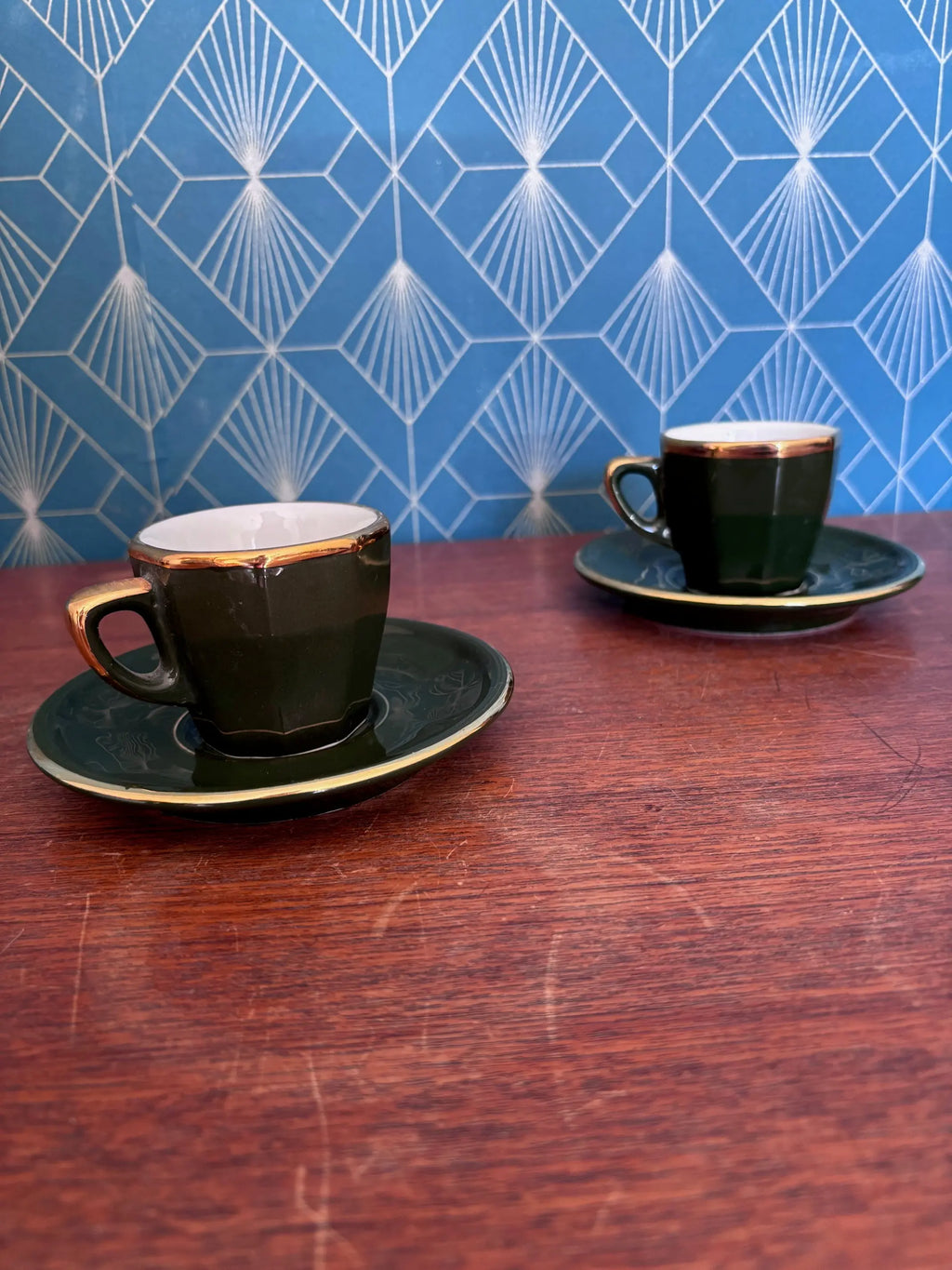 Service à café Apilco Paris, par Deshoulière, duo expresso , porcelaine de France. Antiquités de France