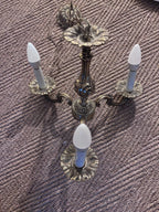 Lustre style Louis XVI, XXe 3 branches décor rocailles, superbe et fonctionnel.-{{shop name}}