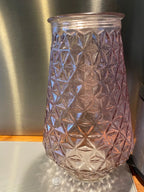 Vase ancien en verre moulé des années 70. Parme alvéolé. Antiquités de France