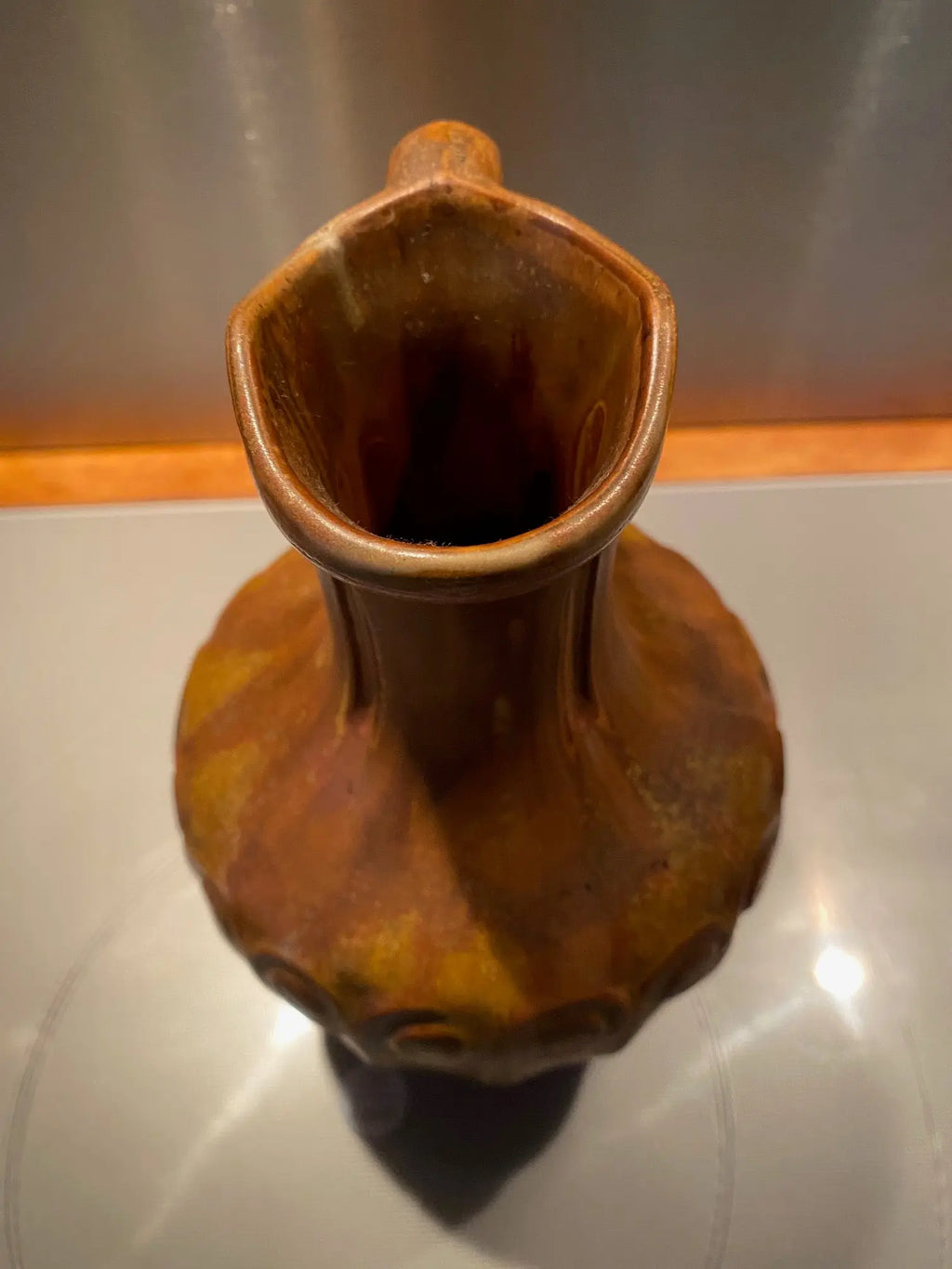 Denbac, carafe en céramique ancienne et mugs Art Nouveau , vers 1900, Décor de frises, 5 mugs Antiquités de France