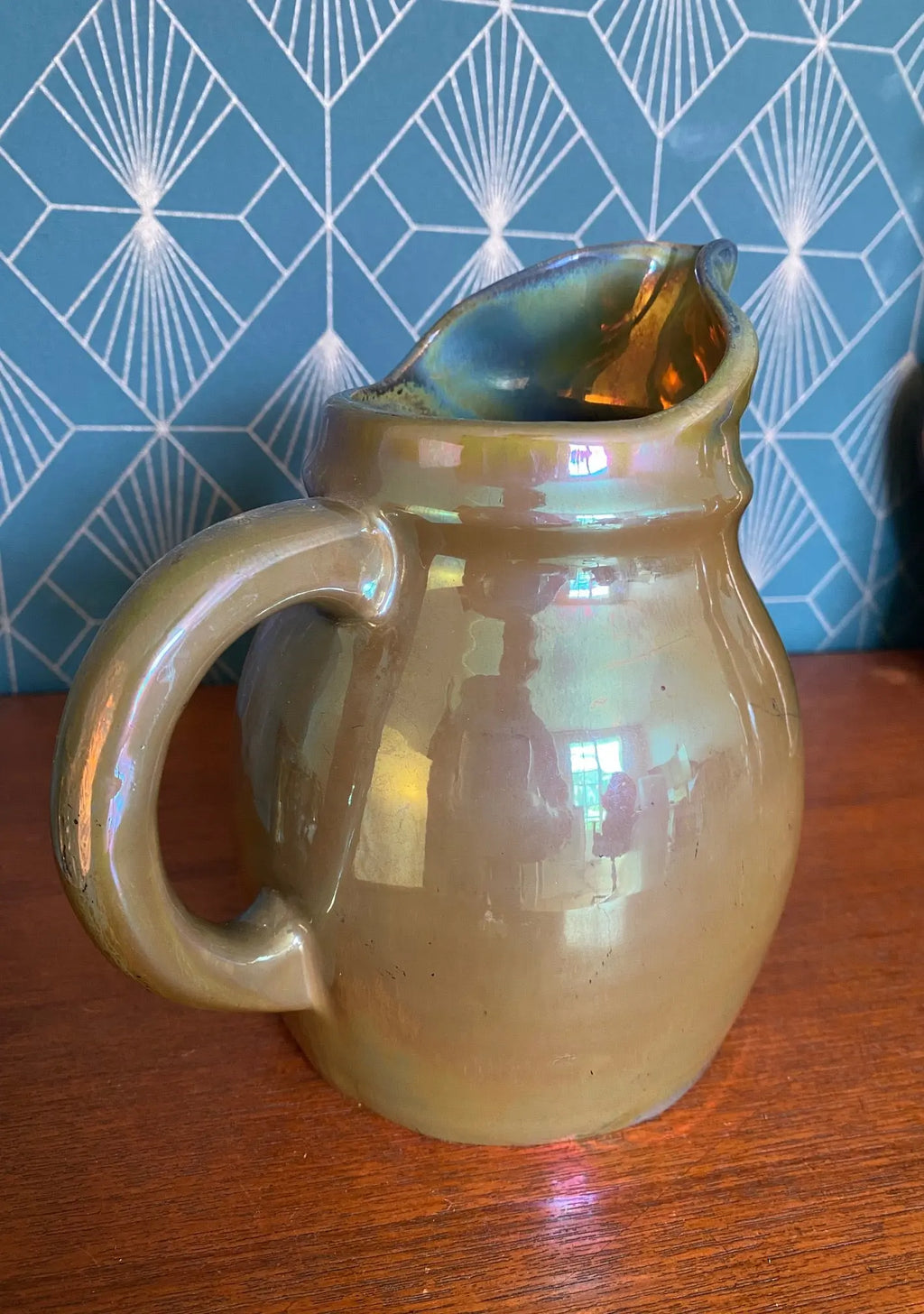 Ancien pichet d'époque art déco céramique émaillée et irisée signé RAMBERVILLERS. Antiquités de France