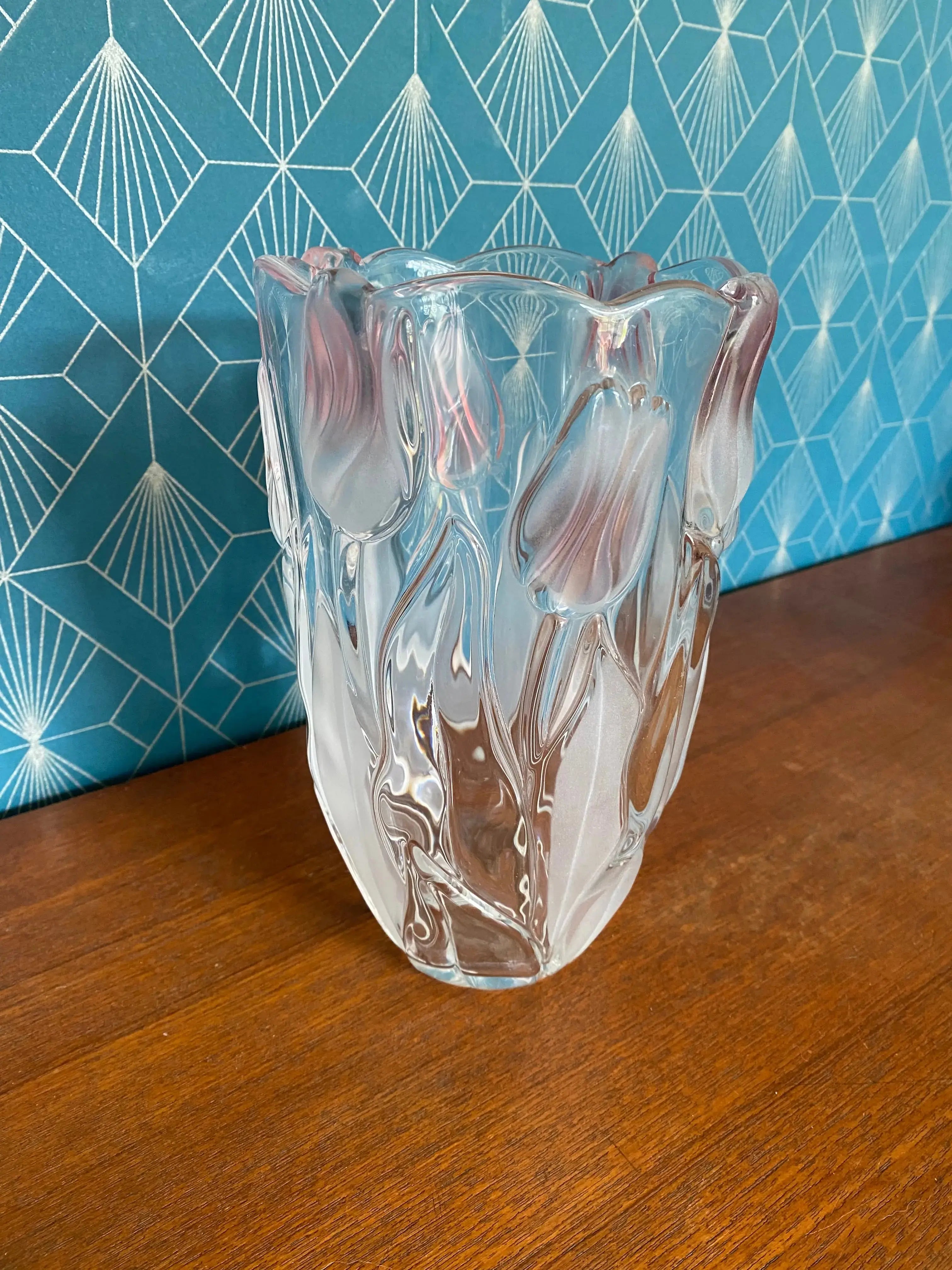 Vase Art Déco – décor tulipes parmes opalescentes, splendide, 25 cm H, excellent-{{shop name}}