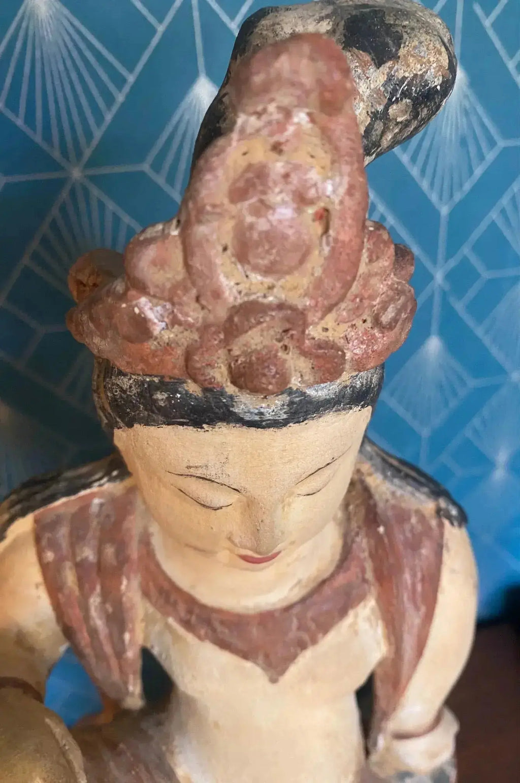 Statue chinoise ancienne Guanyin, dynastie Song ( 960-1279) terre cuite. Antiquités de France