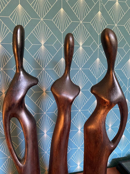 Art africain vintage, Sculpture ancienne En Bois, femmes aux formes stylisées Antiquités de France