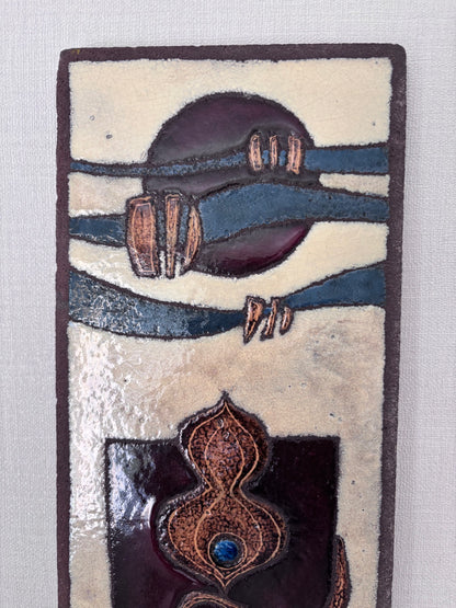 Plaque Émaillée signée Jean JAFFEUX. Volvic Mozac Céramique de lave des Années 60 Mid Century