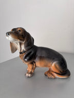 Porcelaine Sitzendorf XIXe L25cm Exceptionnel Grand Teckel | Rare Figurine Chien Allemagne 1884-1902 | Antiquité de Collection