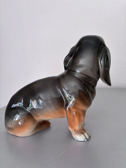 Porcelaine Sitzendorf XIXe L25cm Exceptionnel Grand Teckel | Rare Figurine Chien Allemagne 1884-1902 | Antiquité de Collection