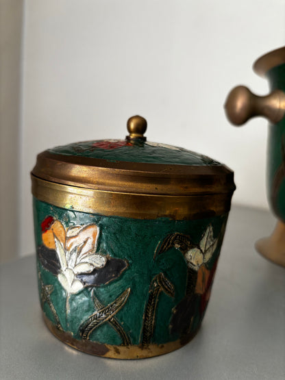 Ancien Ensemble Art Nouveau Émail Cloisonné Laiton IRIS Seau Vase Boite Couverte