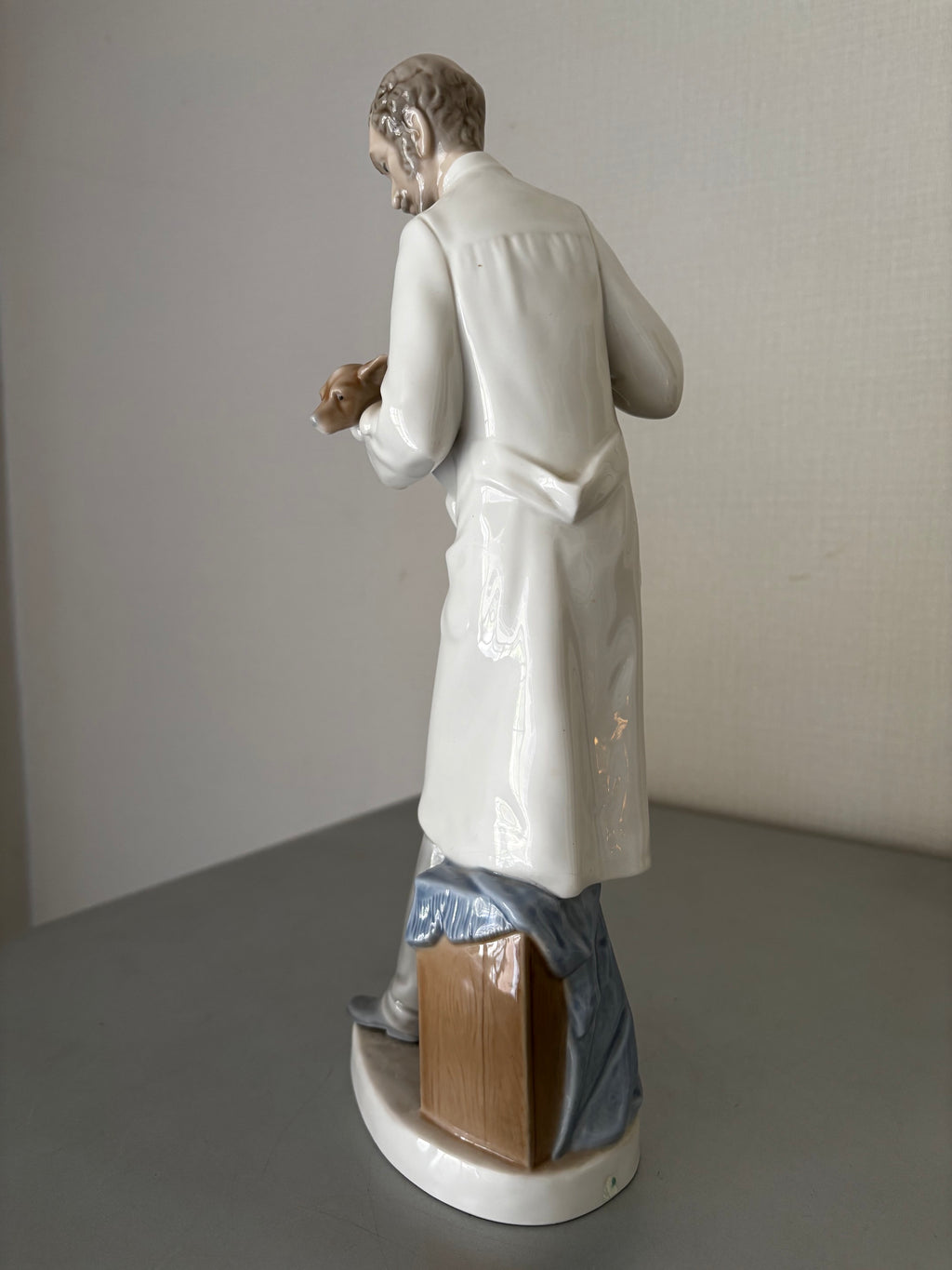 Figurine Lladro 4788 Le Vétérinaire Porcelaine Espagne Vintage de 1977. 34cm