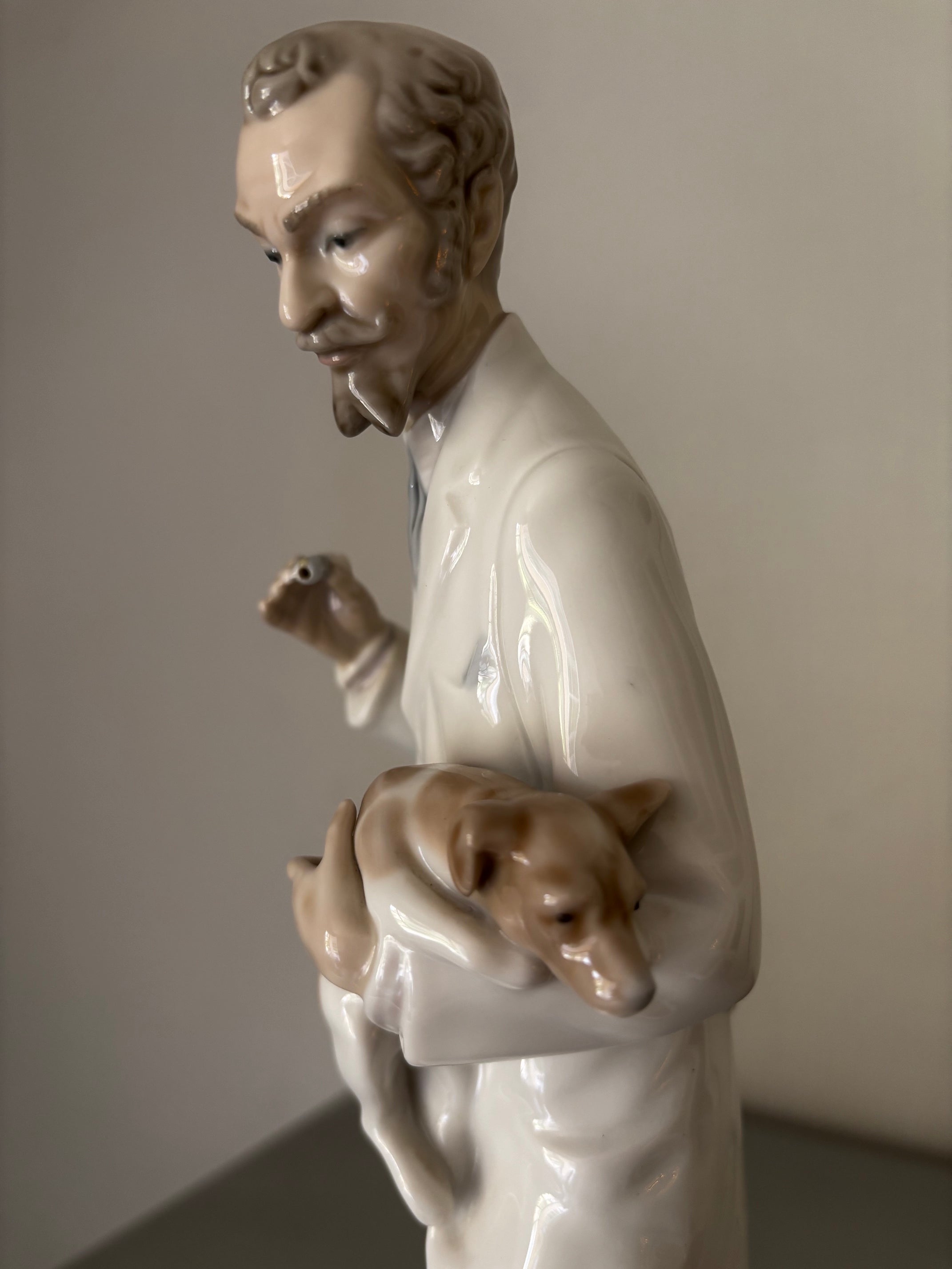 Figurine Lladro 4788 Le Vétérinaire Porcelaine Espagne Vintage de 1977. 34cm