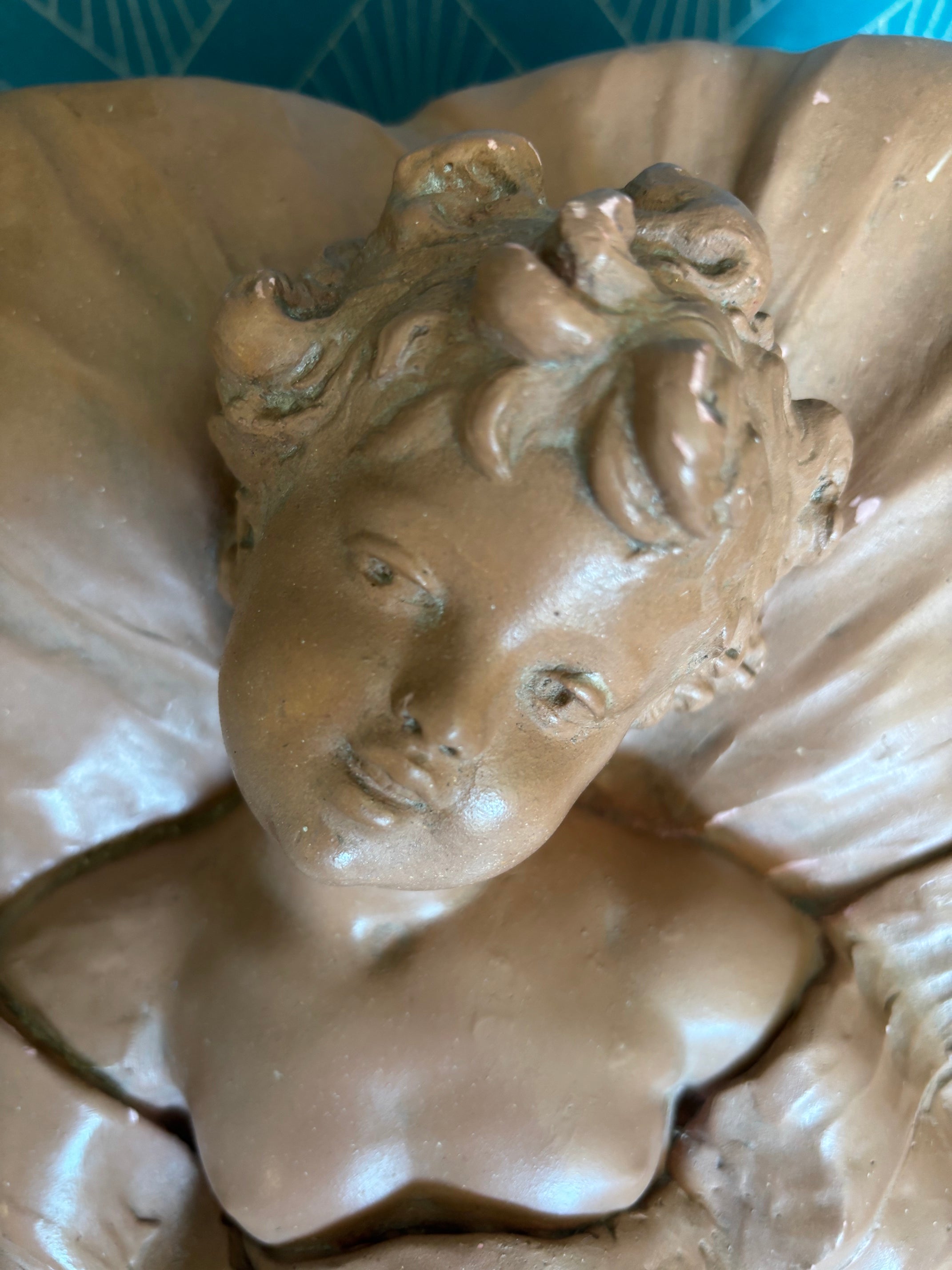 Terre Cuite signée Delicado L'Eveil. Sculpture Ancienne Statuette Enfant époque Art Nouveau