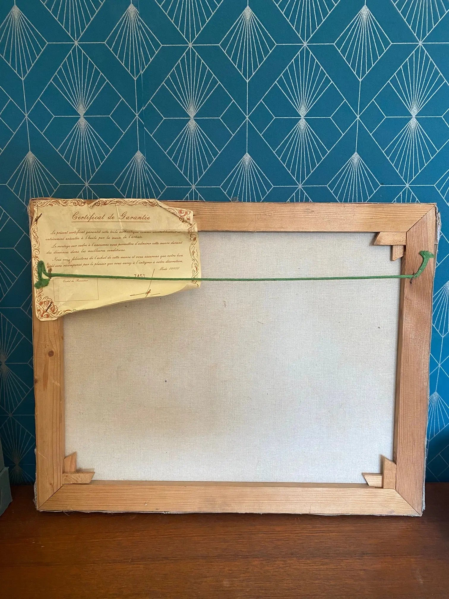 Huile sur toile signée, nature morte, encadrée de l'école Française du début XXème. Antiquités de France