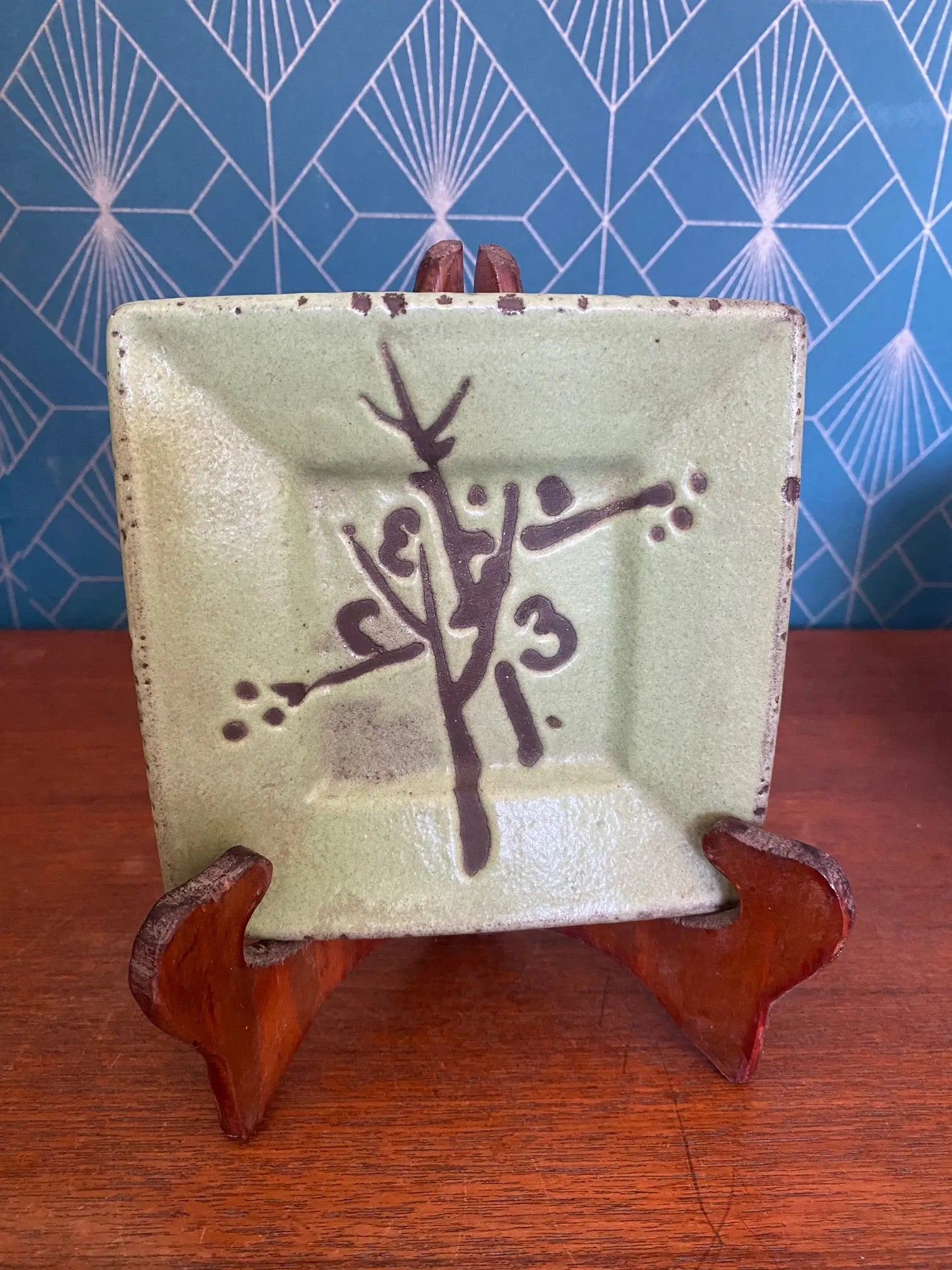 Vide poche ancien en céramique signé, décors Japonisant, estampillé, années 70.