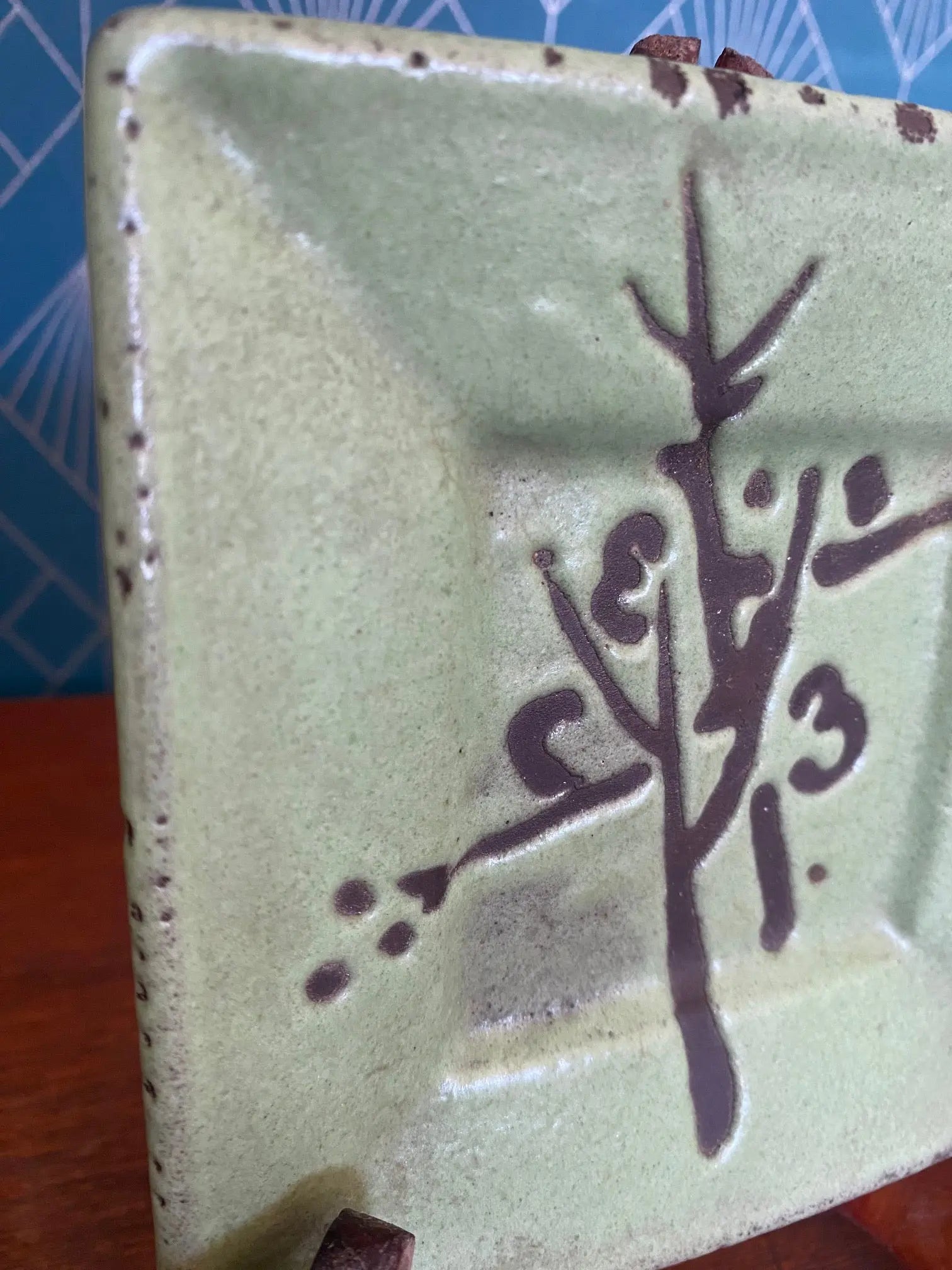 Vide poche ancien en céramique signé, décors Japonisant, estampillé, années 70.