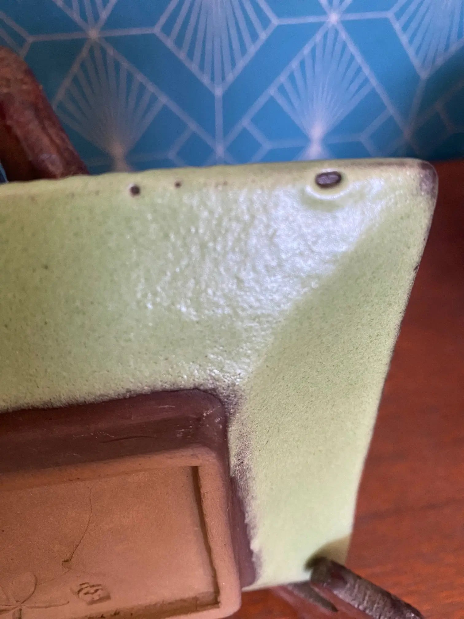 Vide poche ancien en céramique signé, décors Japonisant, estampillé, années 70. Antiquités de France